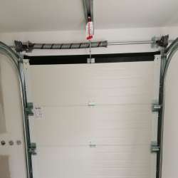 Decken-Sektionaltor Hanus Premium | Weiss - RAL 9010 - Techanusflex